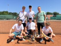 Hervorragender 2. Platz auf Landesebene für die Tennismannschaft (WK llI, Jungen) des Wilhelmsgymnasiums